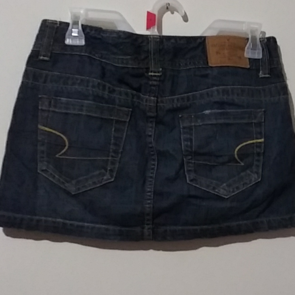 Mini skirt - Picture 2 of 2